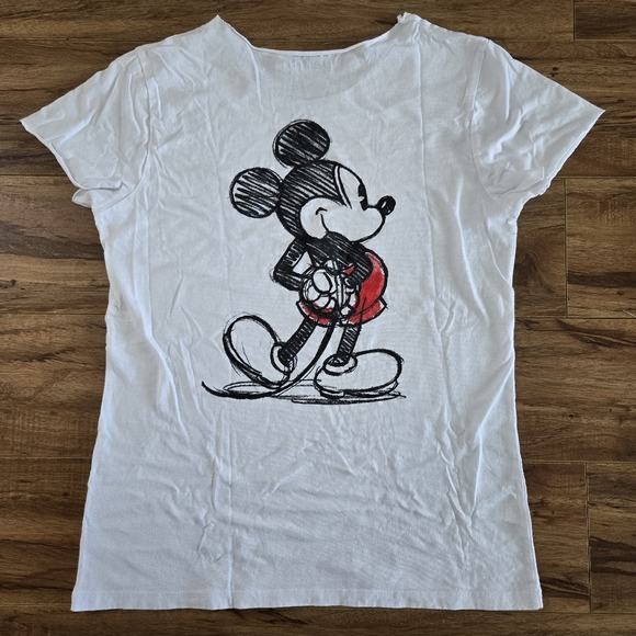 Disney t-shirt size small womens white - Picture 2 of 4